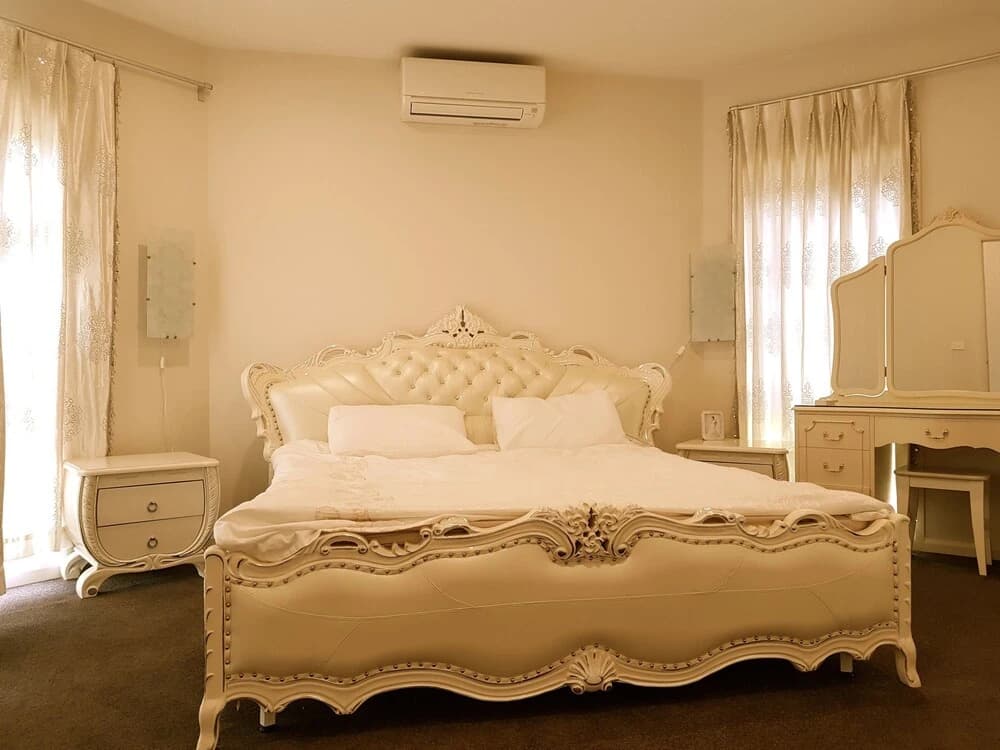Signature Townhouse In Doncaster - photo 2