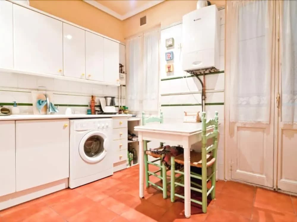 Charmy Apartment Chueca's Square - photo 16