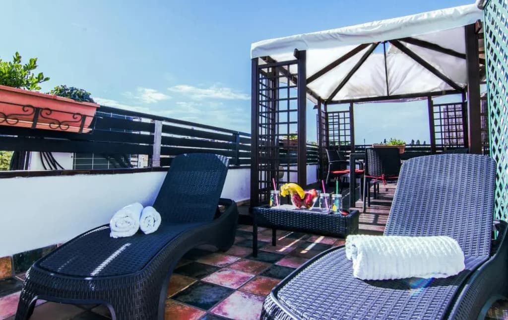 Unique Cozy Scenic Penthouse - photo 34