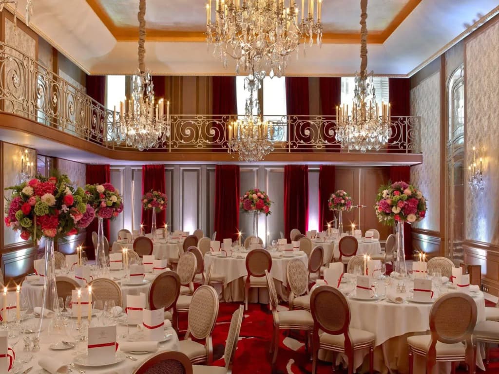 Plaza Athenee Hotel - photo 23