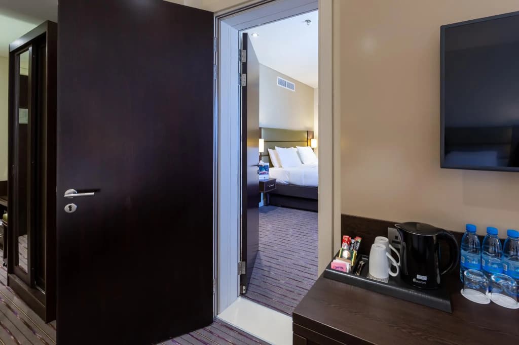 Premier Inn Doha Airport Hotel - photo 5
