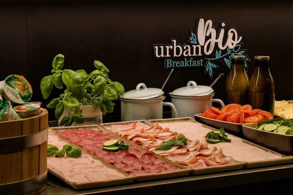 Motel One Amsterdam - photo 31