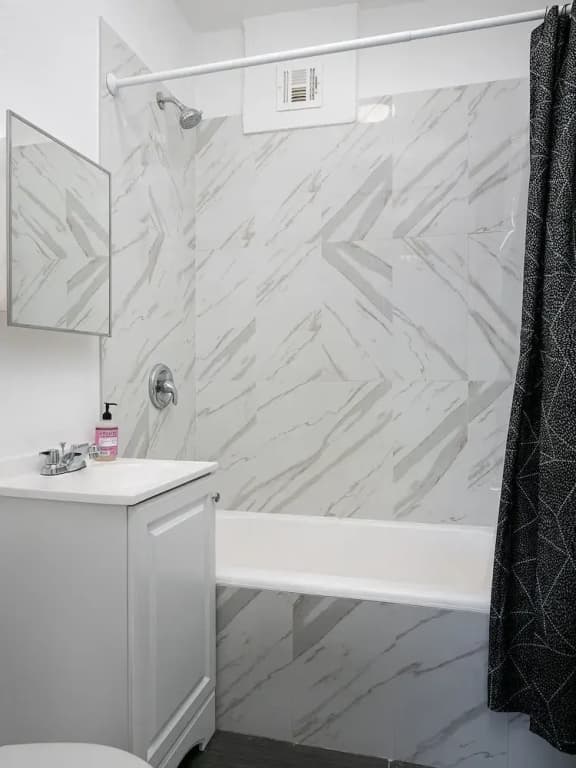 Beautiful Studio Near Hollywood! Sleeps 2! - photo 17
