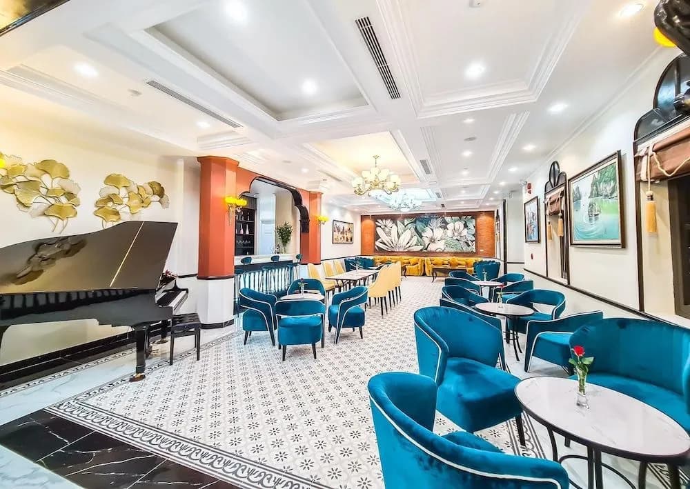 Dragon Hotel - photo 21