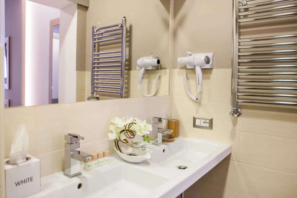 Grand Master Suites - photo 8