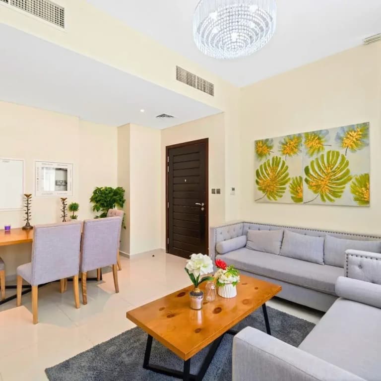 Modern 3BR townhouse in Damac Hills 2 - photo 14