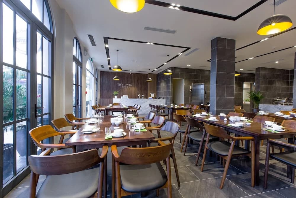 The Twin Hotel - photo 21