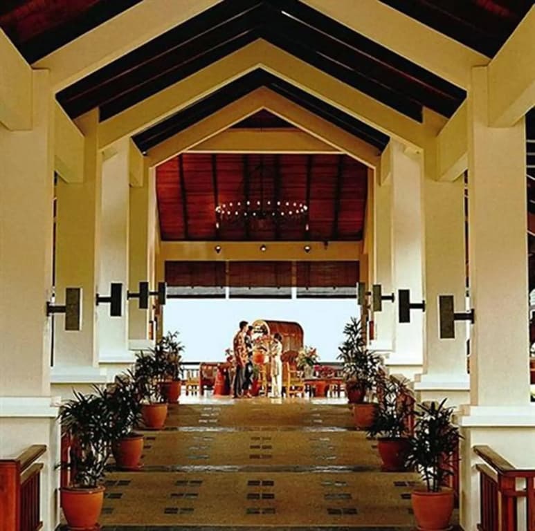 DoubleTree by Hilton Damai Laut Resort - photo 1