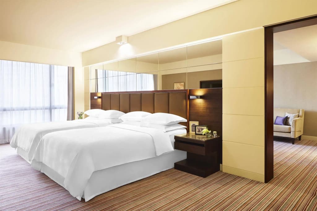 Sheraton Hong Kong Hotel & Towers - photo 7