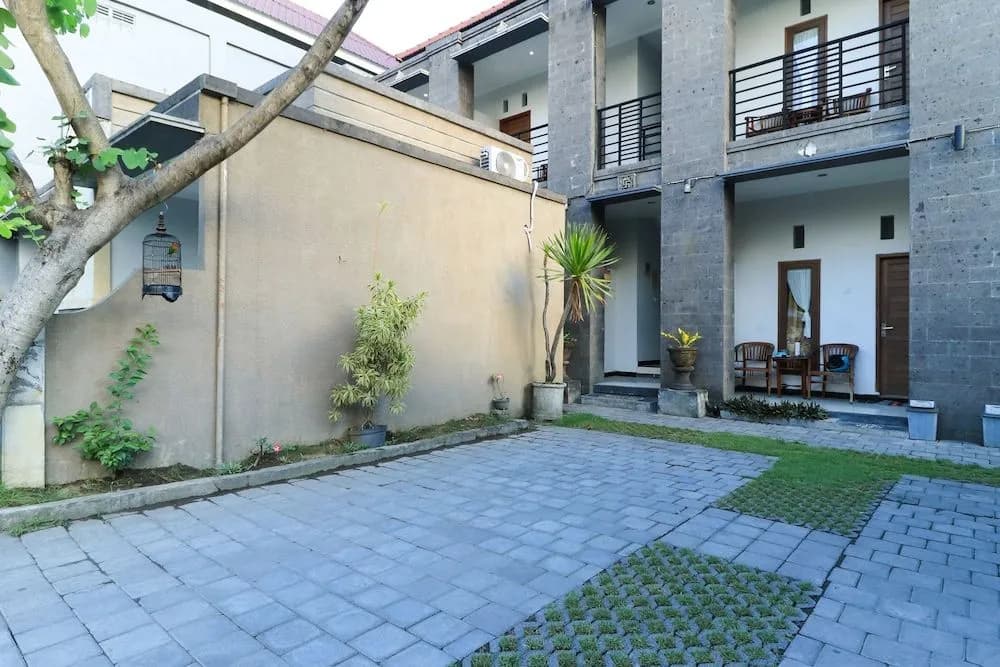 Hotel Warta Putra - photo 1