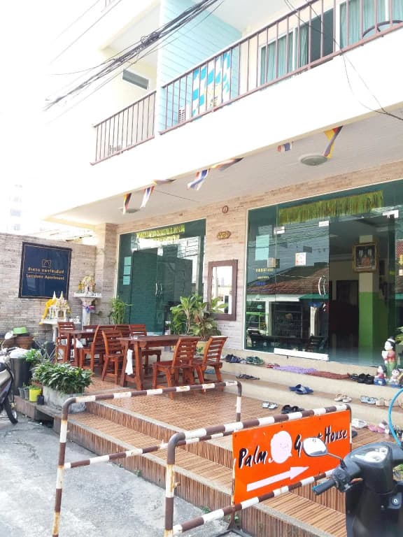 Patong Palm Guesthouse - photo 14