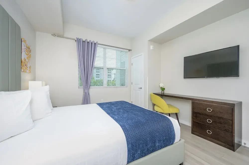 Epic Universe Brand New Modern Vista Cay Reserve Condo - 6005 - photo 6