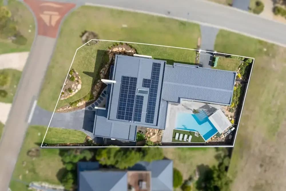 Bayview Luxe Entertainer Pool World Class View - photo 16