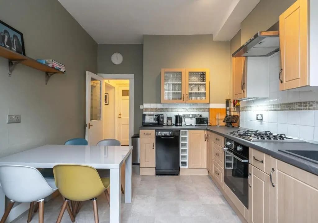 The St Patrick Square Residence No. 2 - photo 22