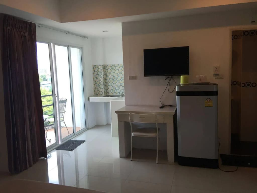 Lighthouse Residence - photo 2