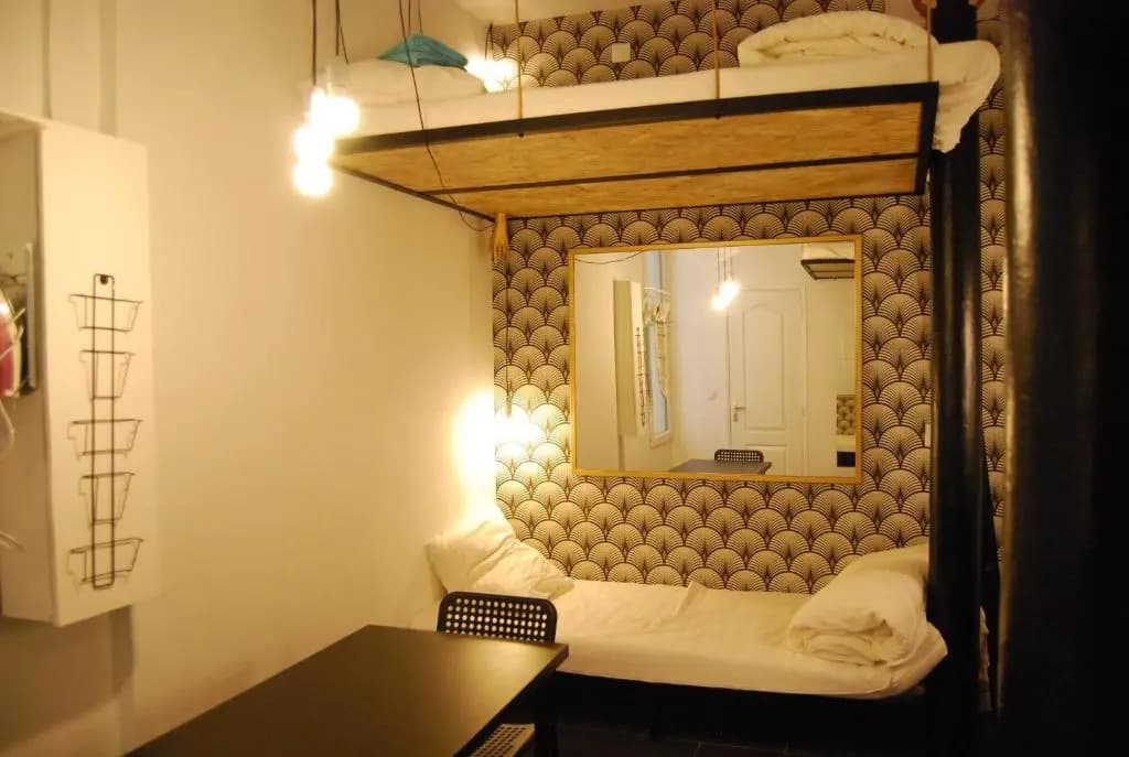 Nice 20m² district of BATIGNOLLES - photo 2