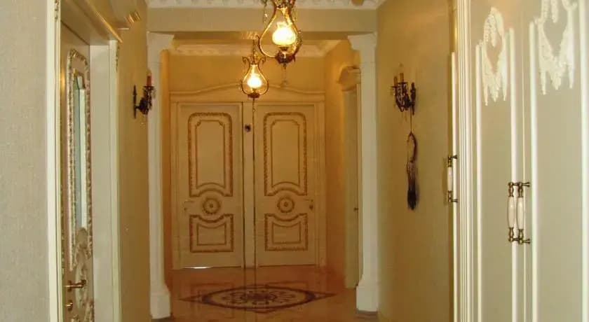 Maya's Flat - photo 8