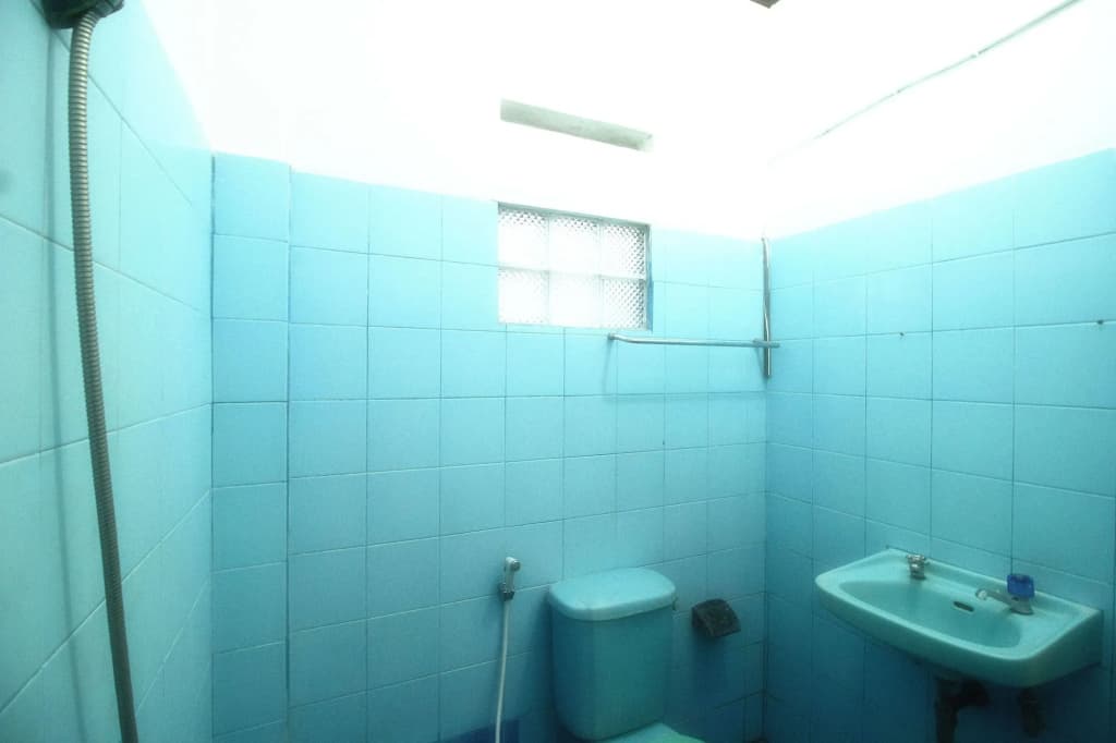 Dua Dara Inn Kuta - photo 7