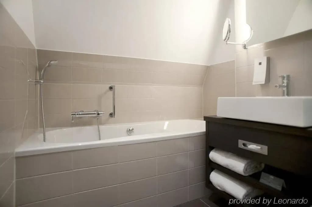 The Manor Amsterdam - photo 8