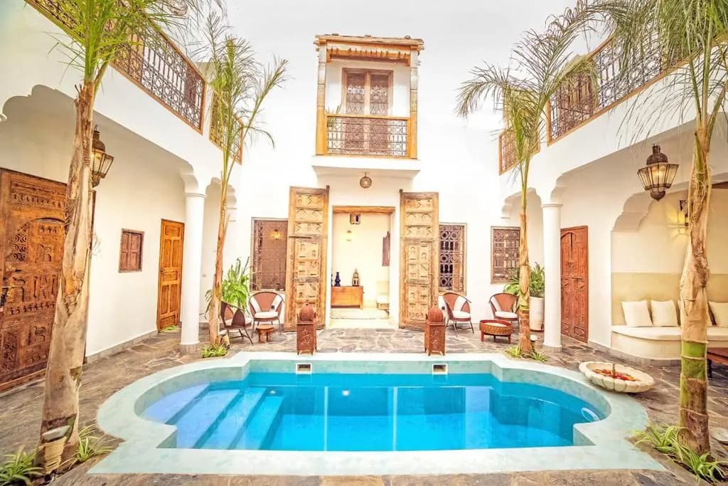 Marrakesh Villa Sleeps 14 with Pool - photo 16