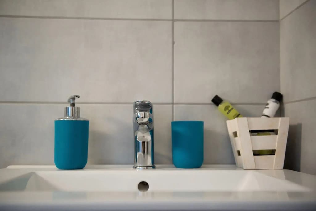 Athens Way Apartments - photo 9
