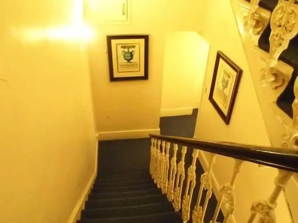 Kensington Flat - photo 6