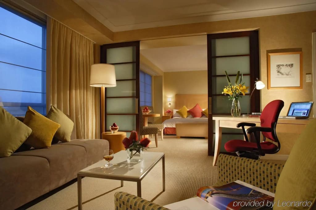 Swissotel Sydney - photo 6