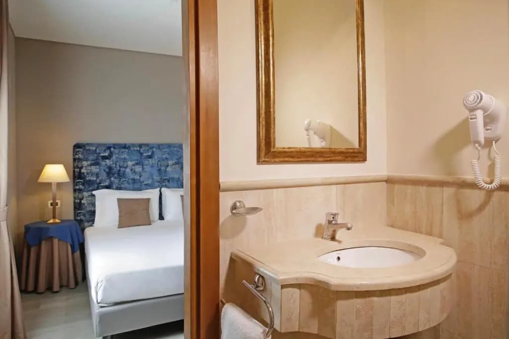Hotel Ponte Milvio - photo 8