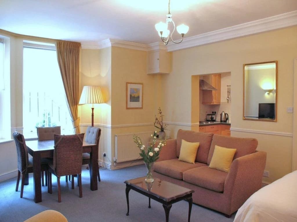 Kensington Court By Capital - photo 17