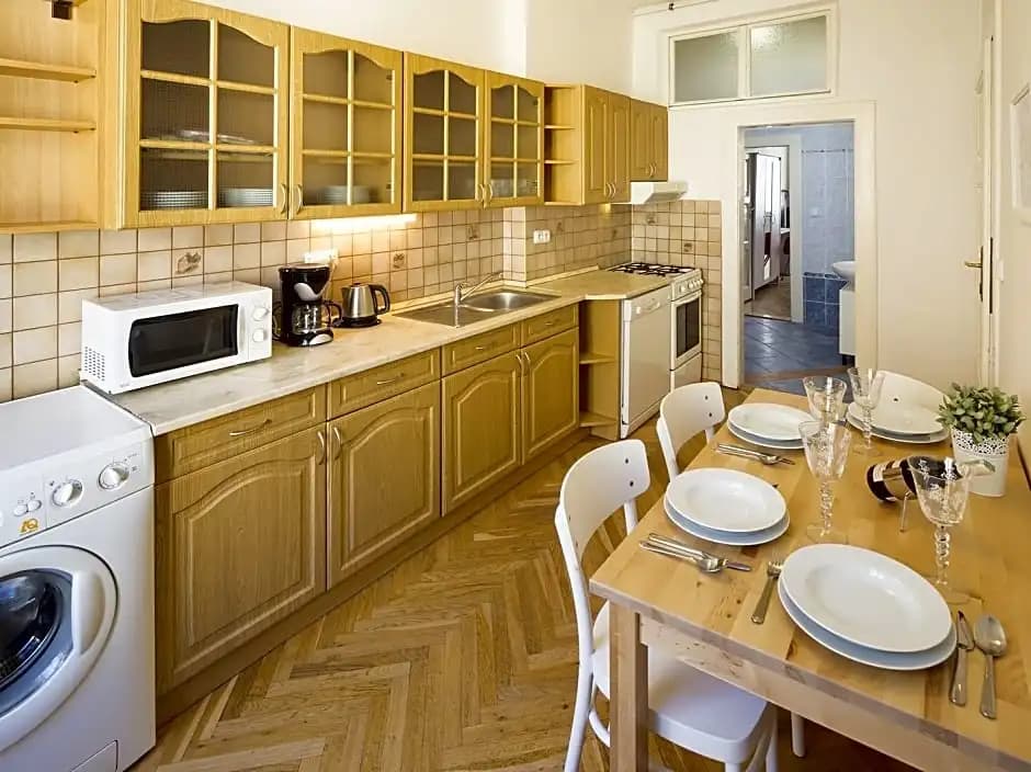Old Town - Templova Apartments - photo 11