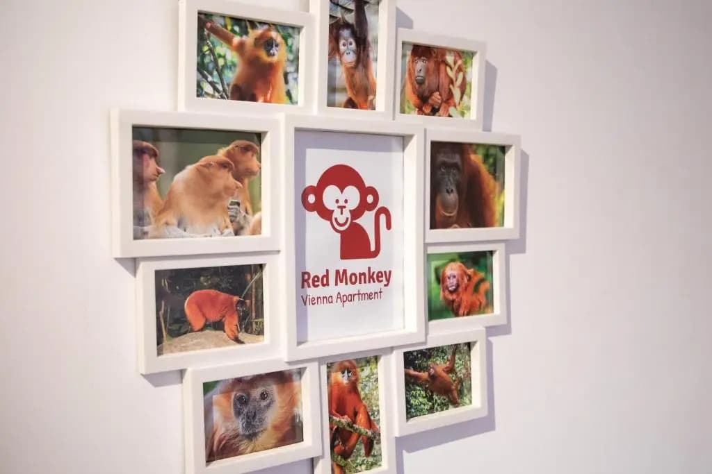 Red Monkey Vienna Apartment by ichbucheAT - photo 6