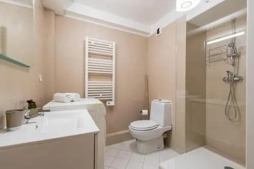 Massena Square - 1 Bdr Duplex With Ac - photo 7