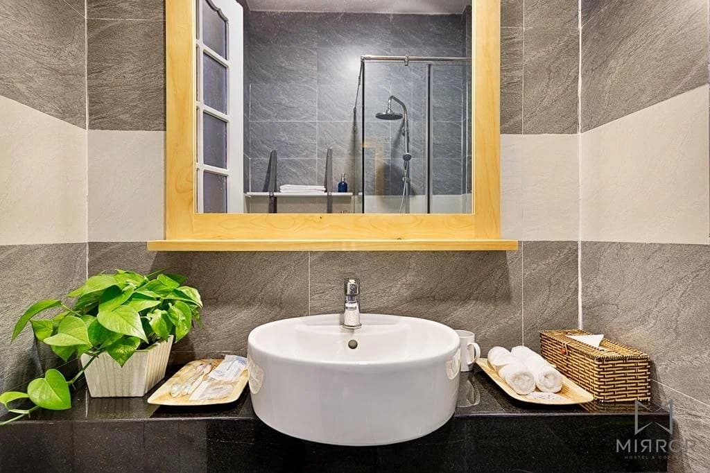 The Mirror Danang Hostel - photo 29