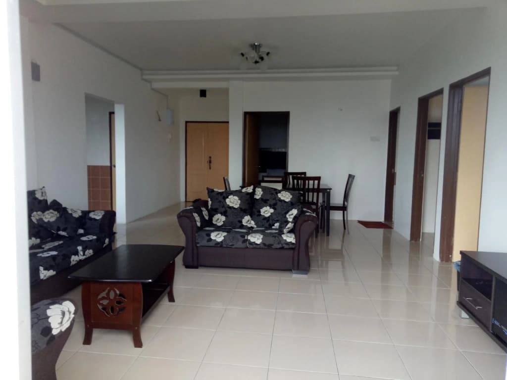 Cameron Highlands Premier Apartment at Crown Imperial Court - photo 2