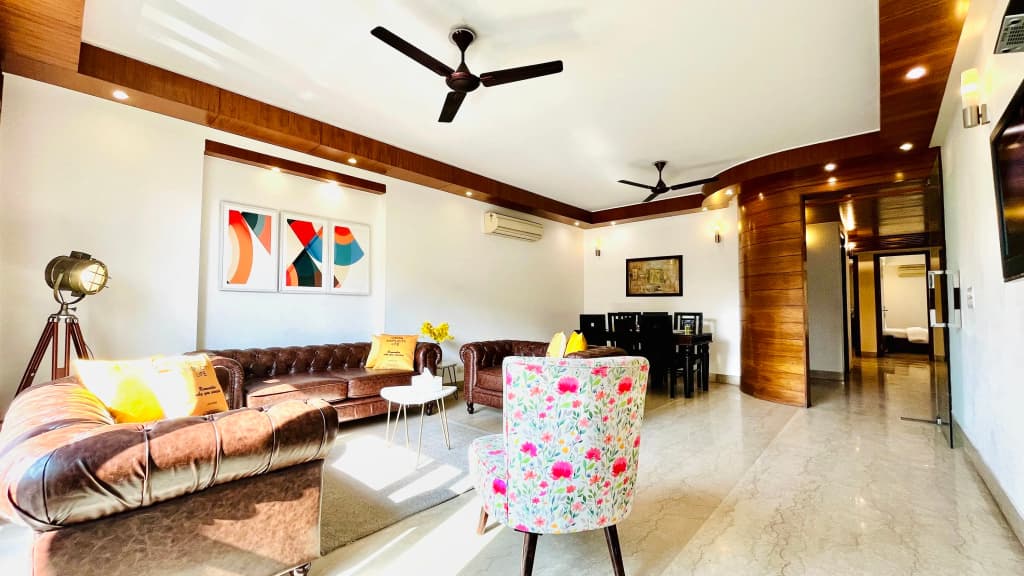 Bluo Modern 3Bhk M Block - Balcony, Parking - main photo