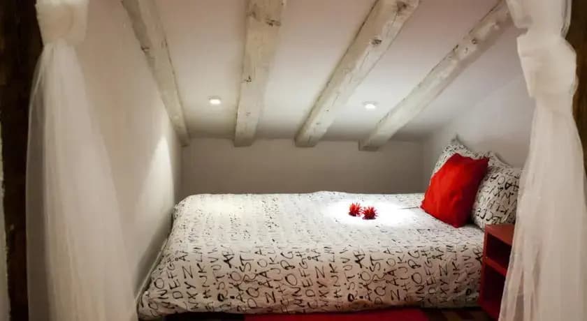 Loft besides Gran Via - photo 4