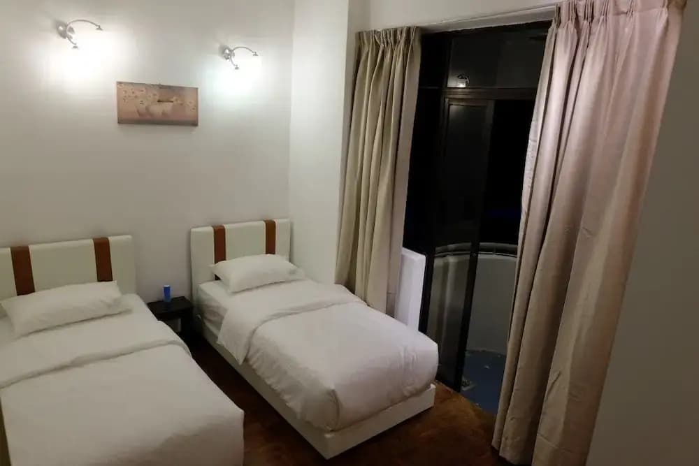Seaview Condominium - photo 2