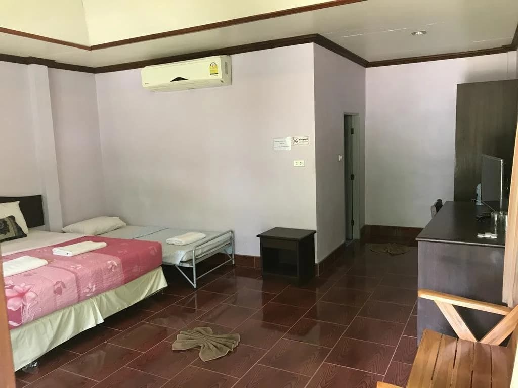 Cashew Nut Bungalows - photo 3