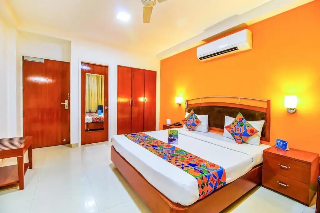 Divine Inn Hotel - photo 7
