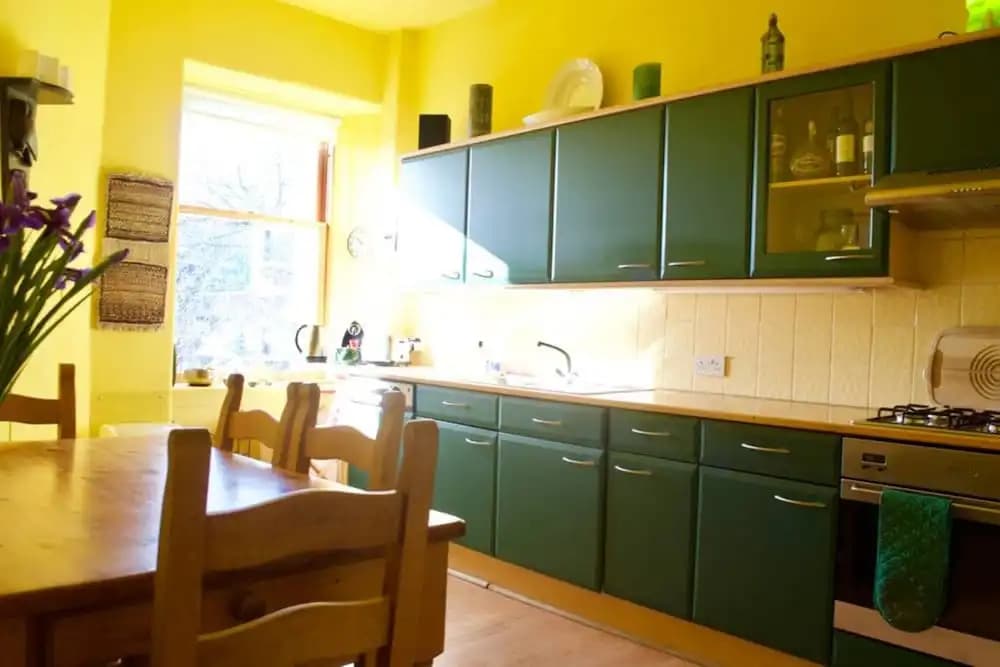 2 Bedroom Flat With Great Views - photo 10