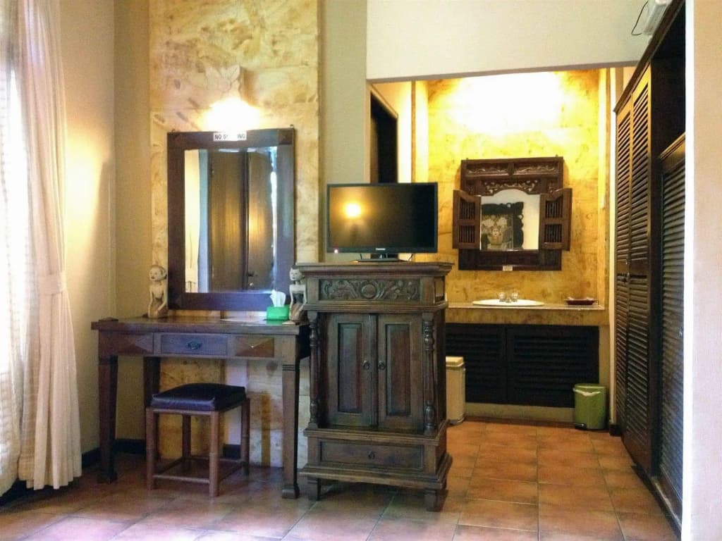 Bali Segara Hotel - photo 4