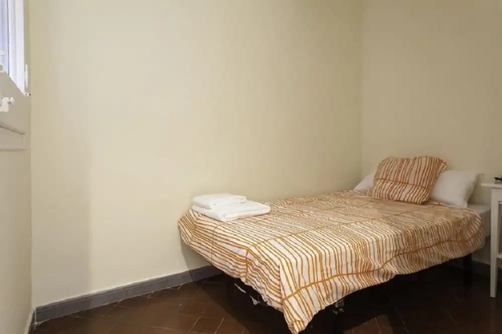 Rambla Paris Apartment - photo 5