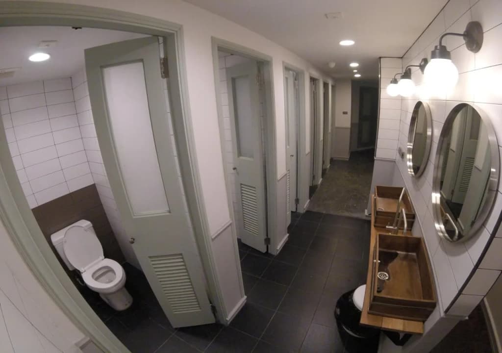 Weeping Willow Sukhumvit 26 – Hostel - photo 6
