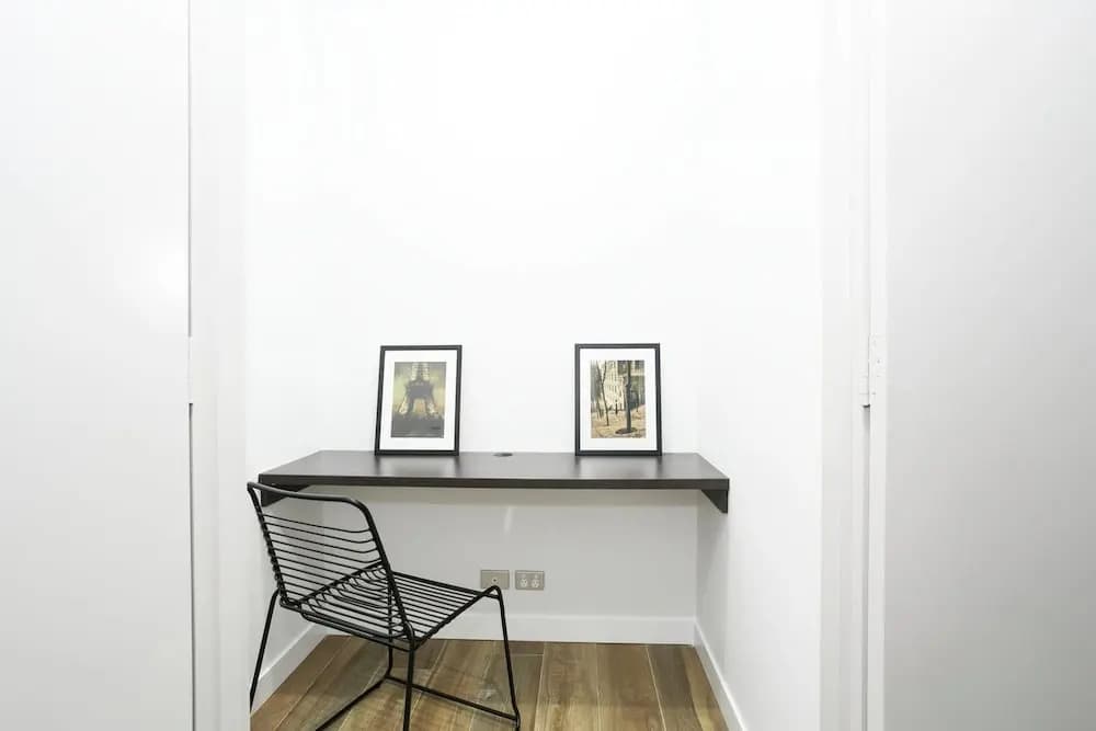 Chic CBD Pad + Pool + Gym + Sauna + Parking - photo 4