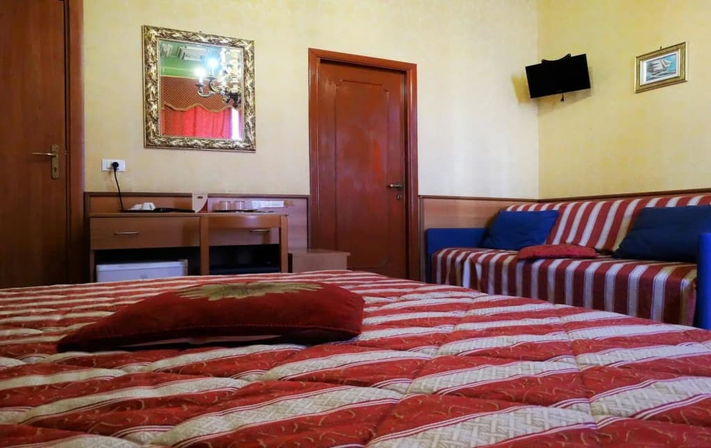 Hotel Artromano - photo 2