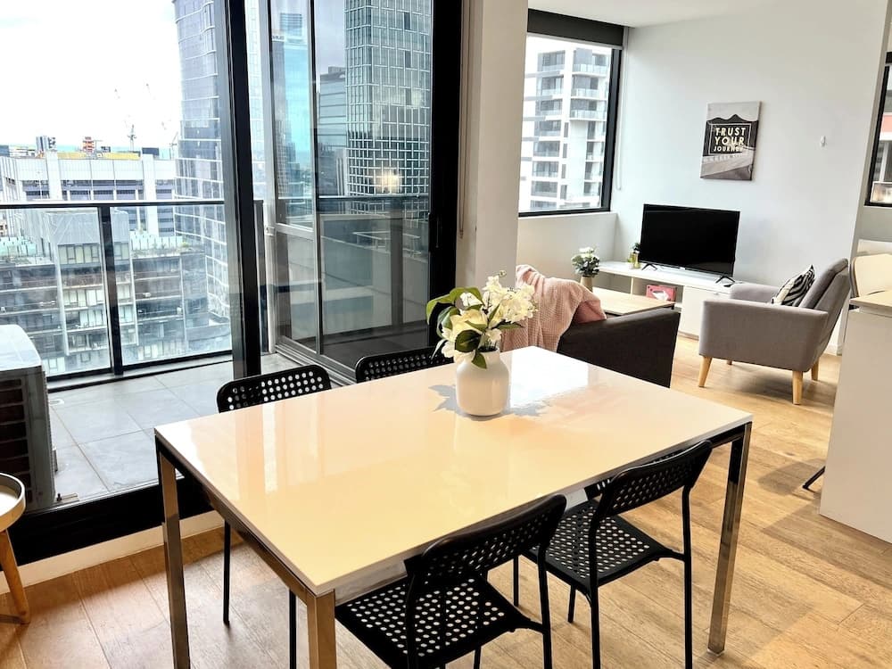 ReadySet Apartments at Manhattan - photo 17