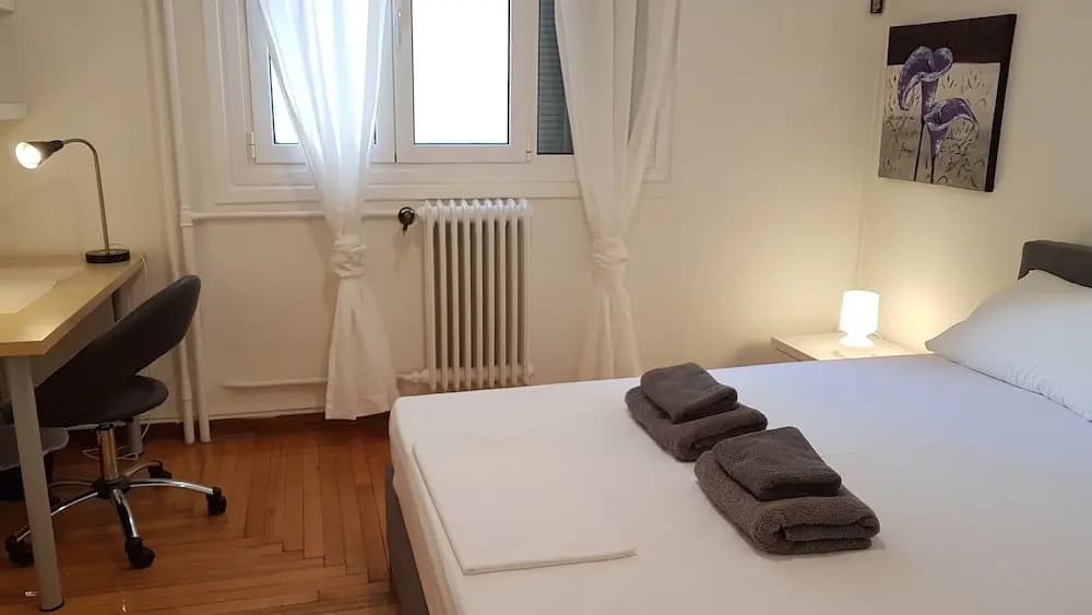 Erra - Brown - Athens Center,75m²,3 BD,1 BATH - photo 4