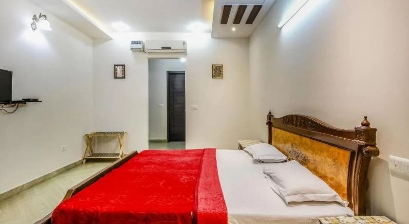 Stay Royal Bed  Breakfast - photo 19