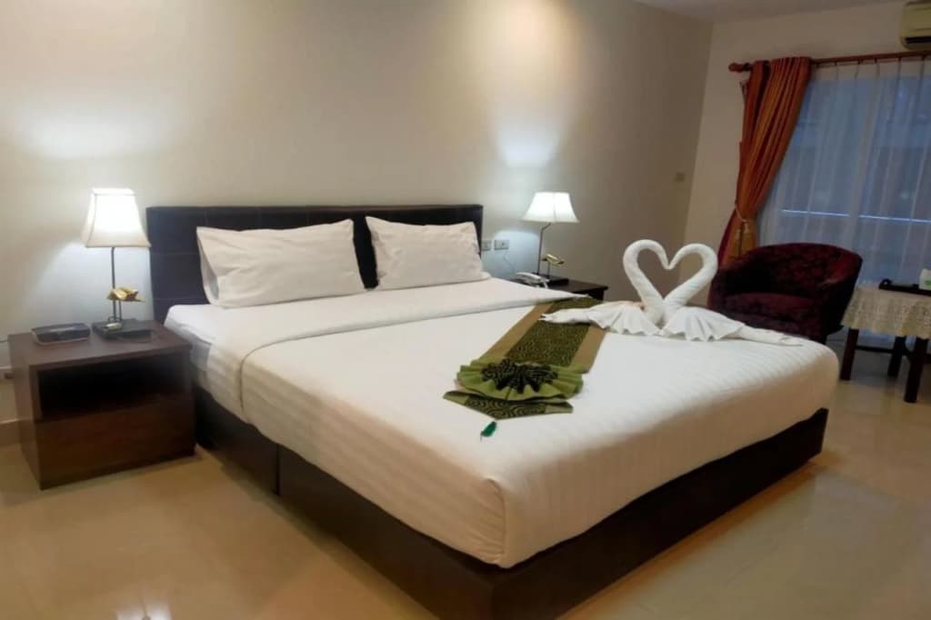 Soi 2 inn Pattaya - photo 2
