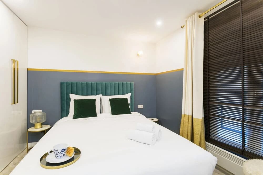 Les Halles - Louvre Private Apartment - main photo